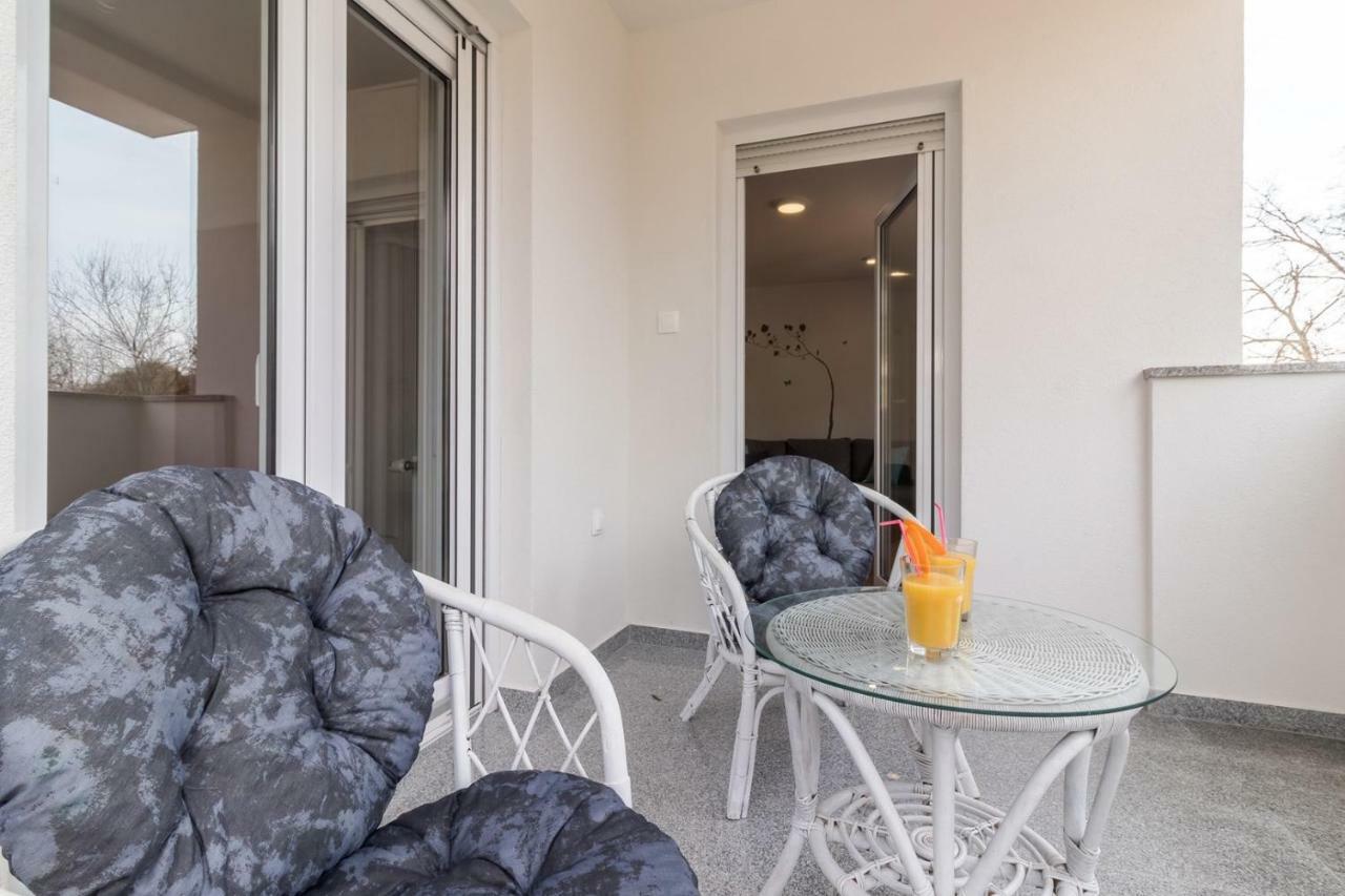 Apartments Mira بولا المظهر الخارجي الصورة