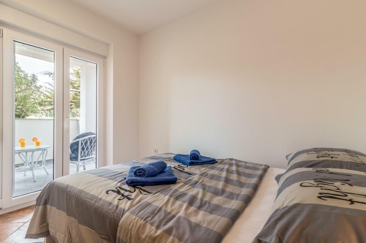 Apartments Mira بولا المظهر الخارجي الصورة