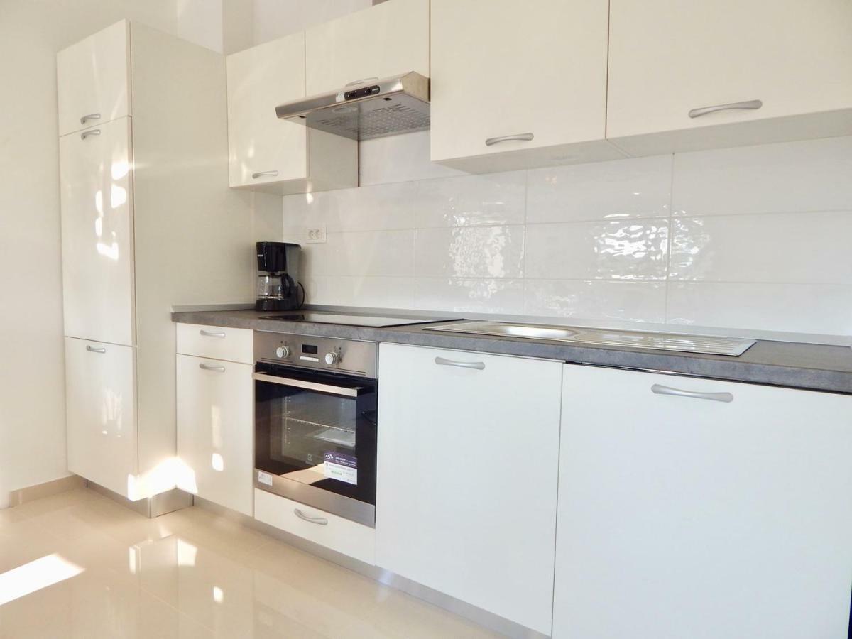 Apartments Mira بولا المظهر الخارجي الصورة