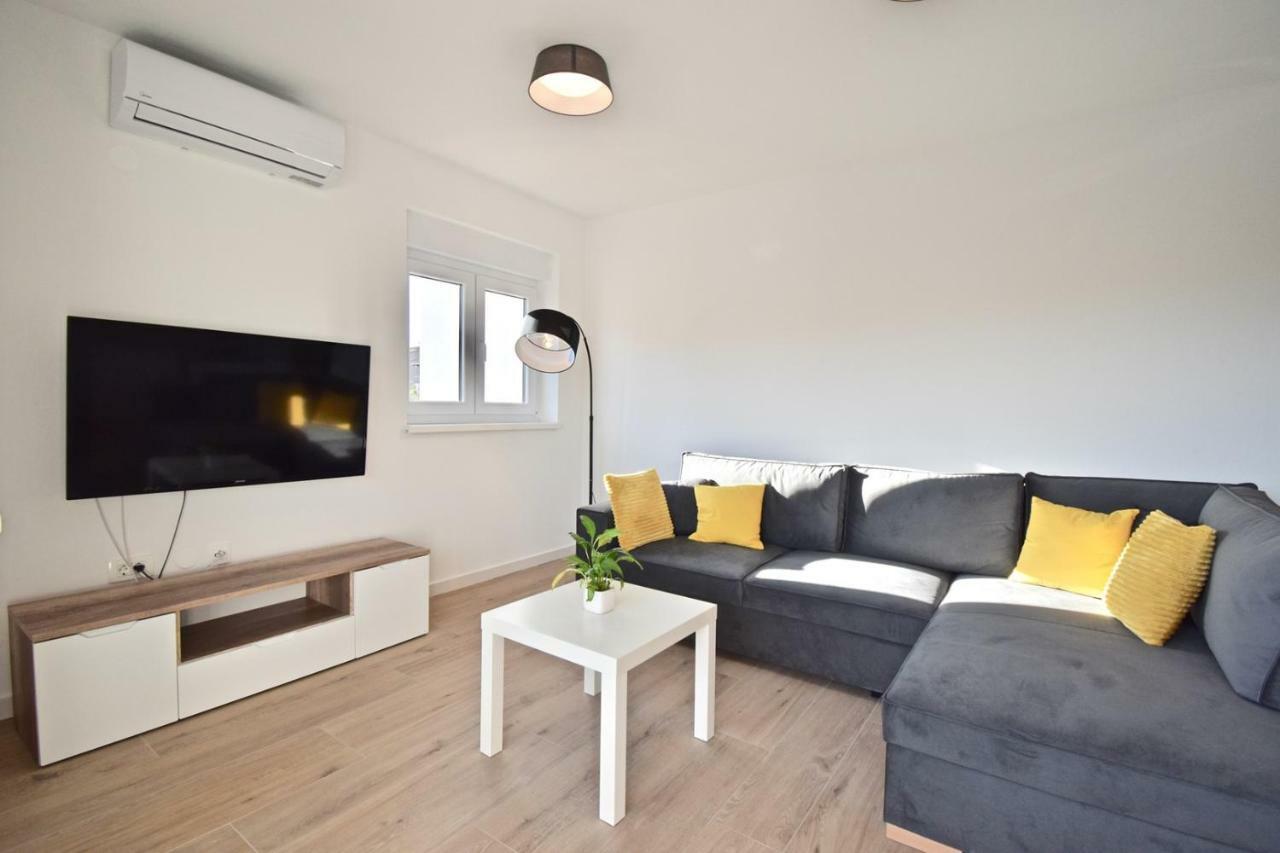 Apartments Mira بولا المظهر الخارجي الصورة