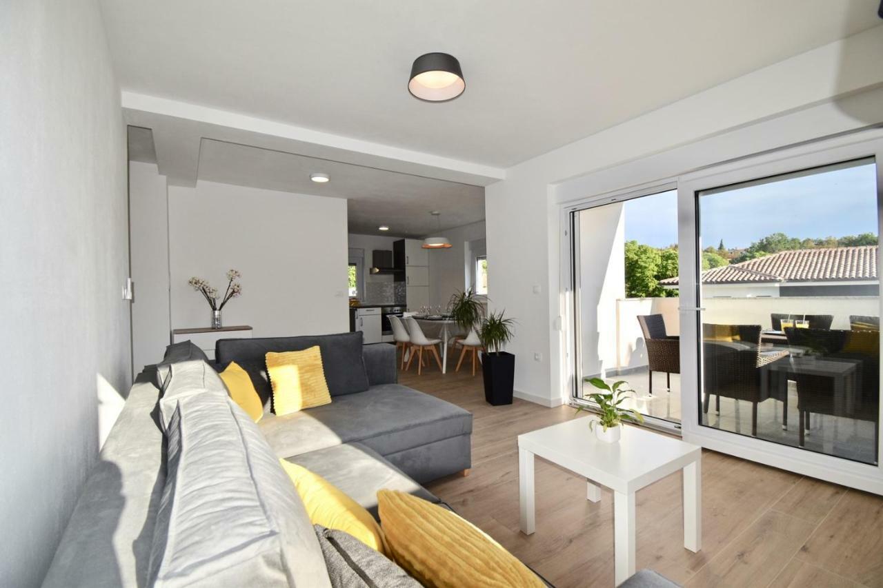 Apartments Mira بولا المظهر الخارجي الصورة