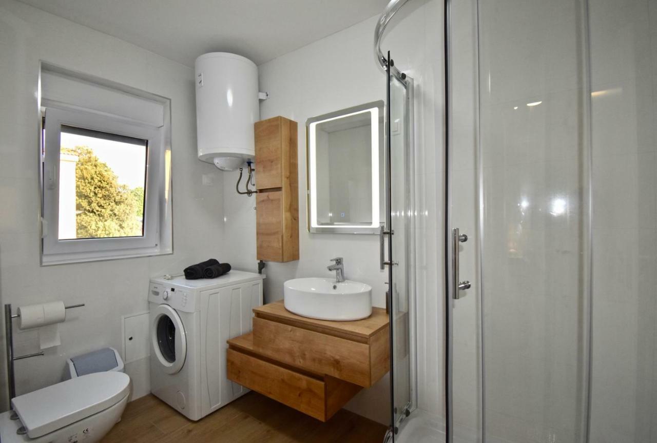 Apartments Mira بولا المظهر الخارجي الصورة